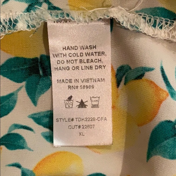 Lemon Design Cold Shoulder Blouse - Picture 7 of 7